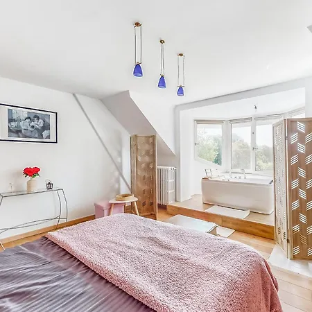 6 Bedroom Awesome Home In Groffliers Tatil Evi *