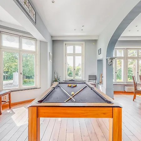 6 Bedroom Awesome Home In Groffliers