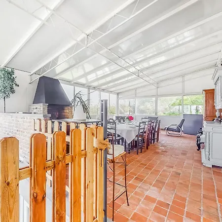Tatil Evi 6 Bedroom Awesome Home In Groffliers Groffliers