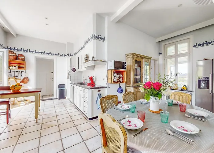 Сasa de vacaciones In With Wifi