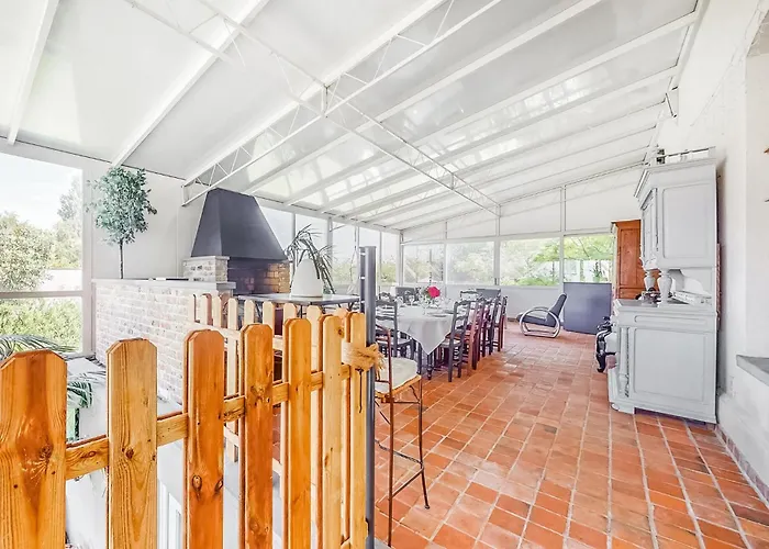 Сasa de vacaciones In With Wifi Groffliers